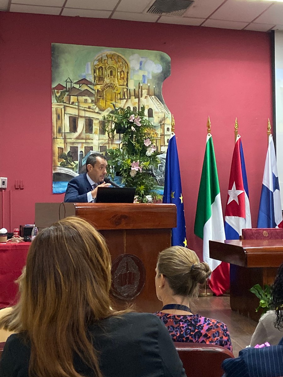 EFMD is proud to present the results of the <a href="/EUErasmusPlus/">Erasmus+</a> project <a href="/RedFORINT/">FORINT</a> on #internationalisation in #LATAM during the final conference in <a href="/UNIVERSIDAD_PMA/">Universidad dePanamá</a>. #Erasmus