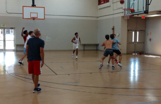 Phenom_Hoops's tweet photo. Phenom Open Gym Tour: Charlotte Catholic
#PhenomOpenGymTour #PhenomHoops

See what the Cougars bring back from last year, as they are coming off a 21-9 season.

Read: https://t.co/mOVyorykUp https://t.co/9BHQ48zJ29