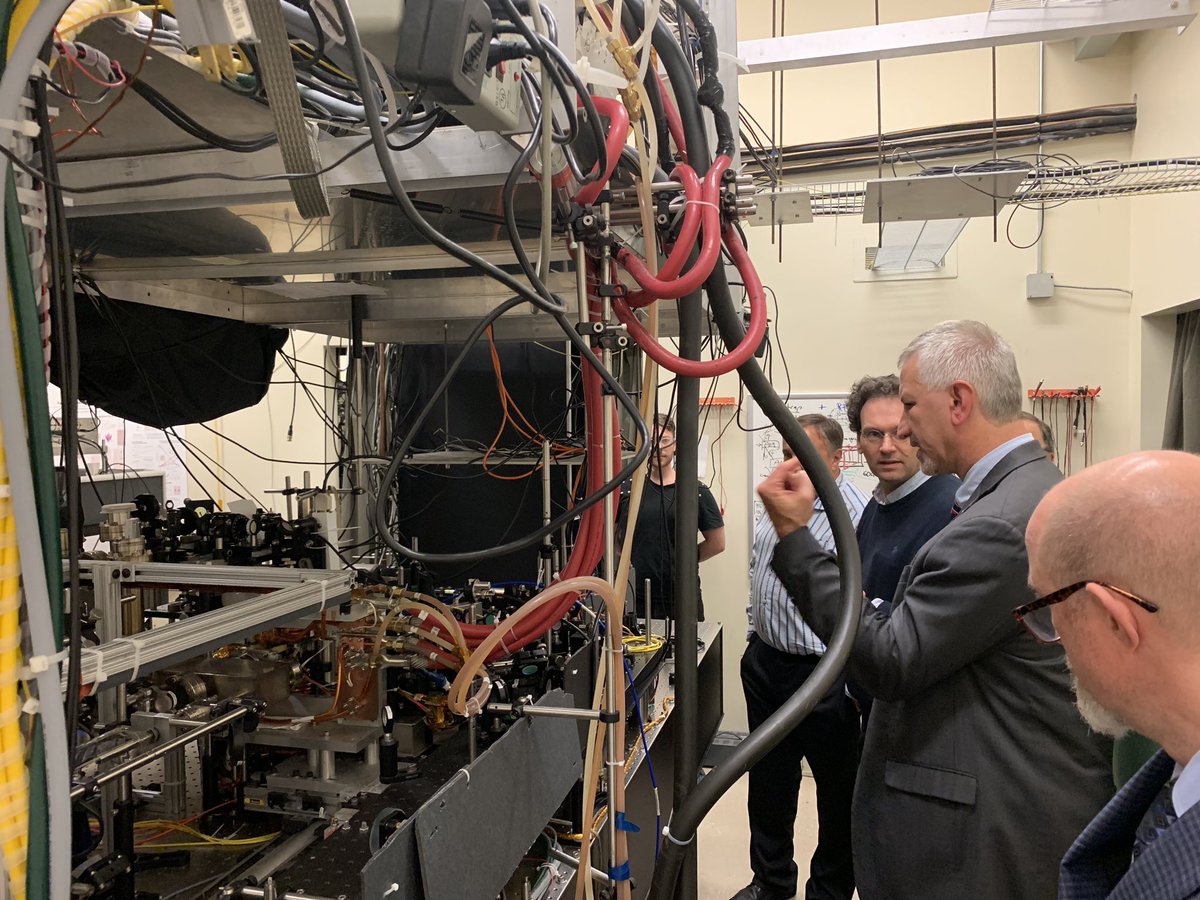 HeatherHage's tweet photo. #SUNYquantum is cool! @SBUResearch moving atoms with Air Force at inconceivably cold temps 🥶 0.00000001 kelvin above absolute zero @rfsuny @AFResearchLab @SUNY https://t.co/mc3QiGS0zC