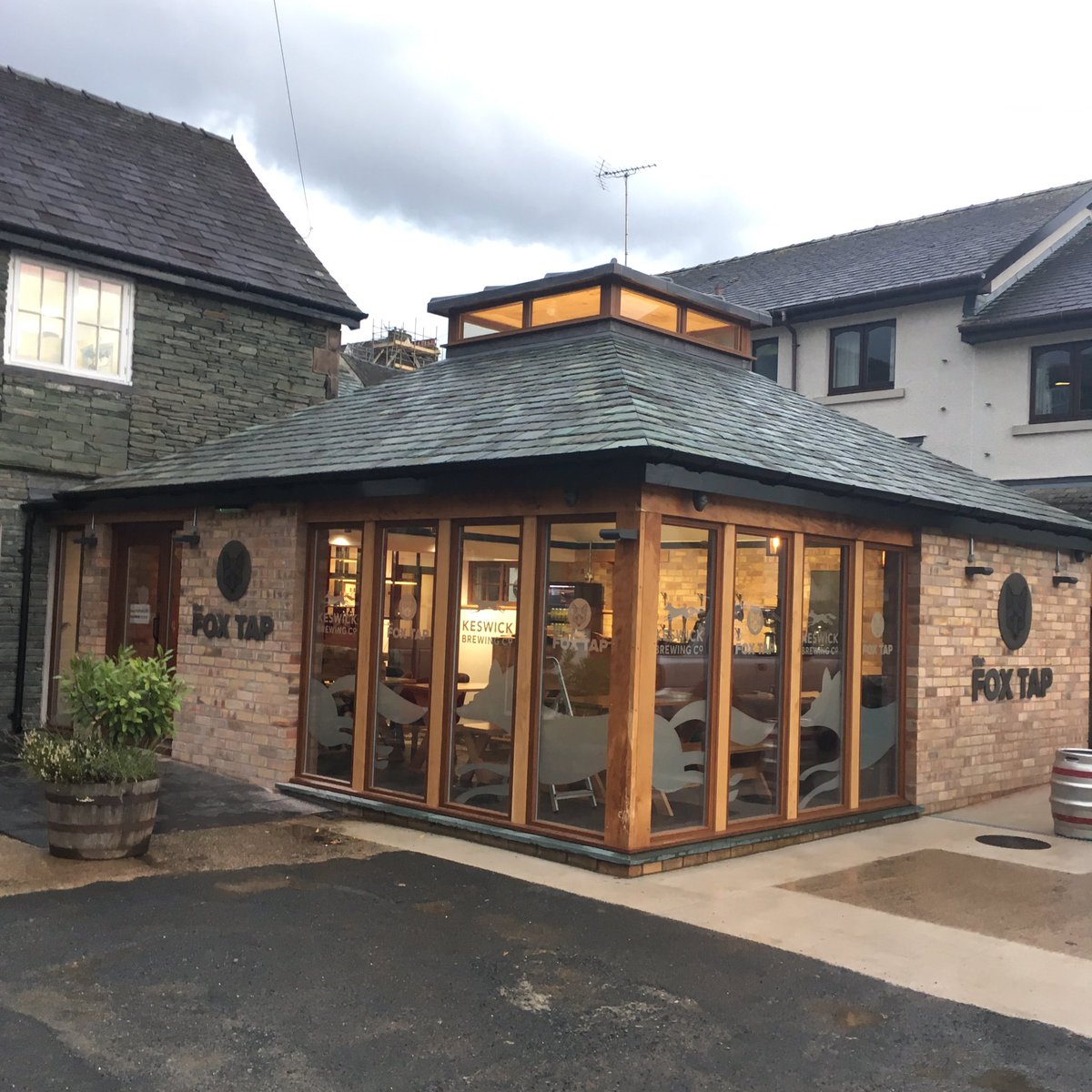 New signage looks awesome
Icing on the cake - winning 4 awards at SIBA NW competition inc
KSB wins Gold
Definitely ready to celebrate now :)