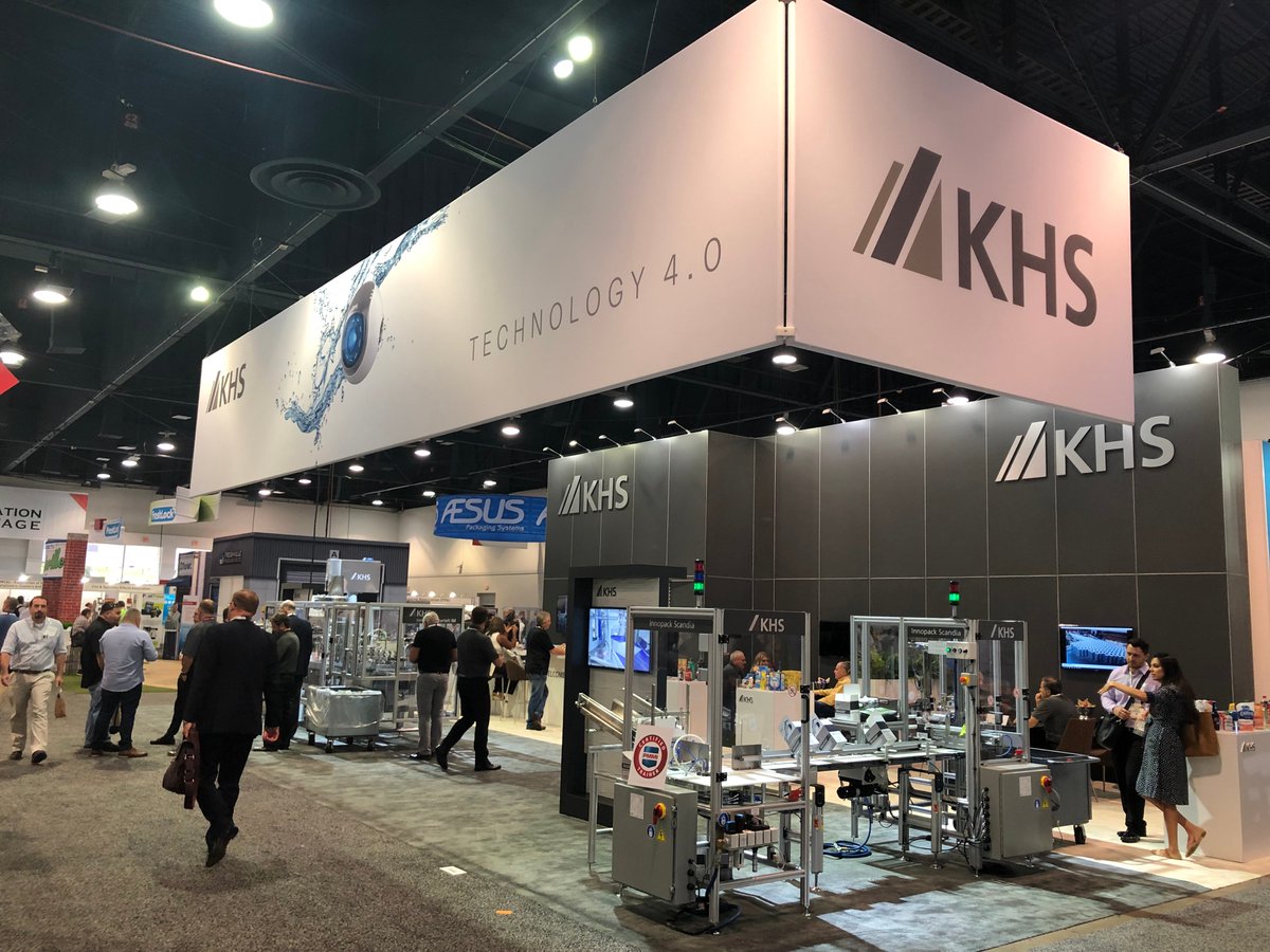 centpoint's tweet image. @centpoint partnered with KHS, a global manufacturer of filling and packaging systems, to promote their IM Focus and HAB-VCC pouching machines at 2019's @packexposhow The branded-environment featured live pouching demos, finished sample displays &amp;amp;customer hospitality areas #event
