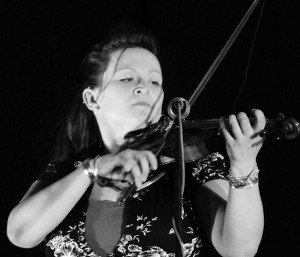 ResonanceFM's tweet photo. Our friends @Cafeoto host our three day fundraising music festival Resofest on 24, 25, 26 October. Featuring @elizacarthy @FranandFlora @oldfog @YumiHaraMusic @serafinasteer Nicolas Collins, Anthony Moore, Anne Bean & Richard Wilson, more: https://t.co/WMppgOVjvn https://t.co/nI400ldgaY