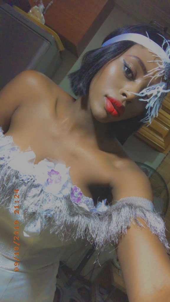 Mz_slimbrooke's tweet photo. Dress up party ππ½
Gatsby teamed π₯π₯
Look who went all out πππ
#ThatEdoBabe
#SlayChef https://t.co/AsxCN4vIDL