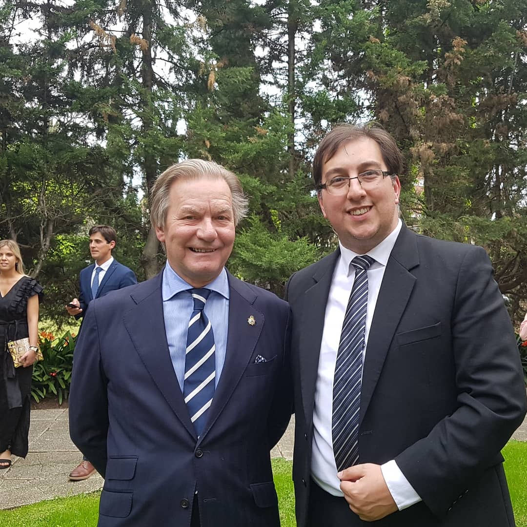 estudioSVET's tweet photo. Nuestro agradecimiento a la @EmbajadaEspUy por la invitación a nuestros directores @ayaquimenko y @fernandaduga a la Fiesta Nacional de España, en particular al Embajador Don José Javier Gómez-Llera. @estudioSVET fomenta, incentiva y apoya los diferentes negocios bilaterales. https://t.co/a1BpCSxIAf