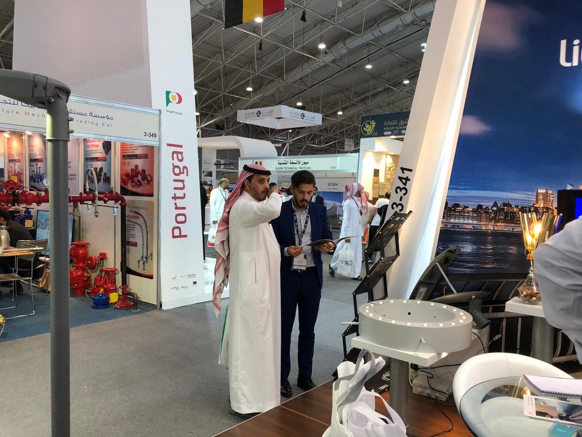 nsk_smart's tweet photo. #smart_Technolgy
#Lightenjin
#Saudi_Build
سعدنا بزيارة الجميع .. شكراً لكم .. ونعتز بتشريفكم لنا .. انتظروا الأجمل منّا دائماً .. الاضائه الذكّيه .. والمباني الذكّيه .. والمدن الذكّيه .. لنا لقاء على الموعد .. نلبّي طلباتكم على الشكل الأجمل اللذي يفوق توقعاتكم .. https://t.co/fHawly5L5K