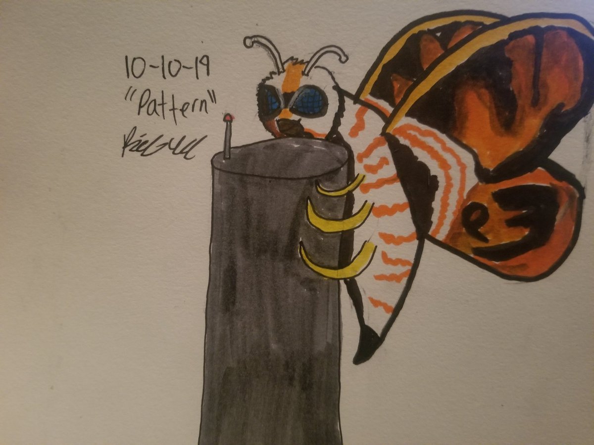 Drew mothra for day 10 "pattern"
#inktoberday10 #inktoberpattern #inktober #Godzilla