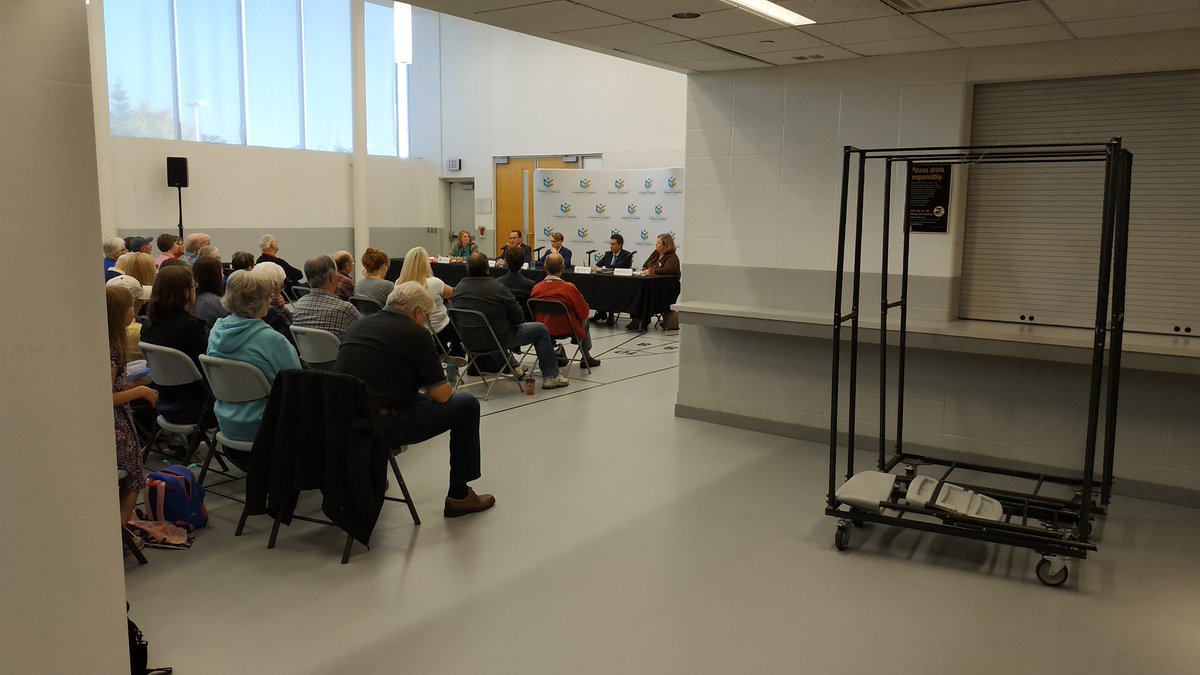 janetdkennedy's tweet photo. All-candidates meeting in Woolwich for the Kitchener-Conestoga riding. All were well-spoken. The NDP candidate consistently used more time than allotted. The Green candidate was well-informed. Still voting https://t.co/plF2B8jqvl https://t.co/JwOXmUXRkG