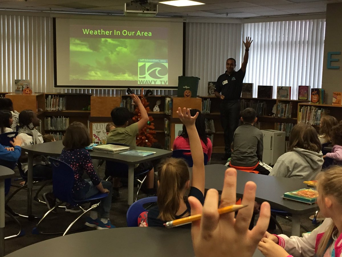 soaringin4th's tweet photo. Thanks @JeffEdmondsonWX for sharing weather knowledge with us today! We loved making a cloud with you! @Providence_ES #VBProvidencePride https://t.co/cpHYfBjTft