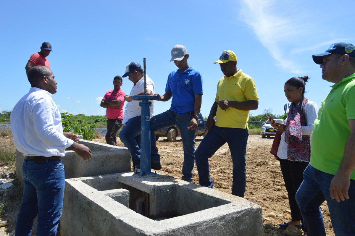 CGR_Colombia's tweet photo. 📢📢 Gracias a estrategia #CompromisoColombia de la @CGR_Colombia, se entrega alcantarillado sanitario de dos corregimientos de #Riohacha: #Matitas y #Cotoprix. Todos los detalles AQUÍ 👉 https://t.co/MQfc6plTWe https://t.co/J5SKJ7Njkz