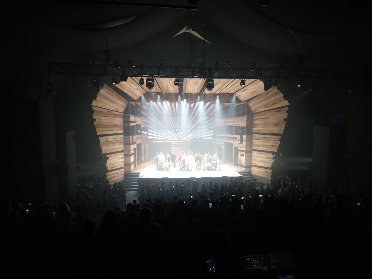Enhorabuena compañeros! Impresionante estreno. A por otra temporada más. Os lo merecéis! 😍 <a href="/33elmusical/">33 El Musical</a> <a href="/_JorgeGonzalez_/">Jorge González</a>