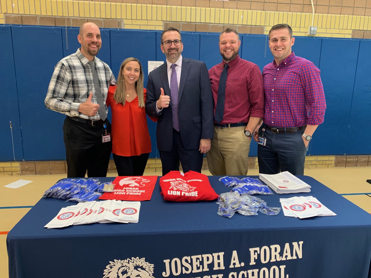 MrJimMessina's tweet photo. #TeamForan #LionPride https://t.co/1ux7sZznoq