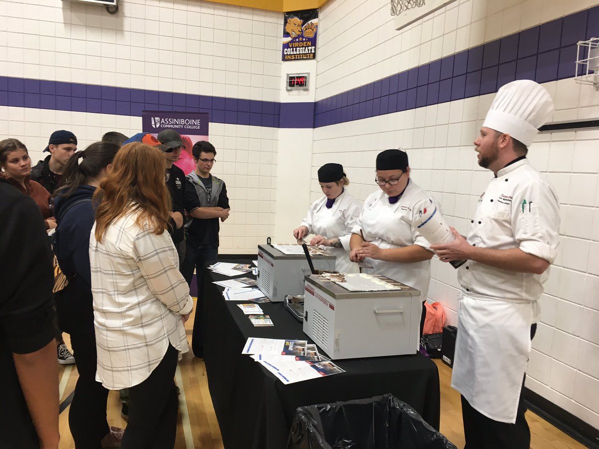 erin_411's tweet photo. I’m just going to hang out here at the ice cream station put on by @ACCMB Culinary Arts program..... #ACCDay #lovemyjob https://t.co/Ak6HLFQxye