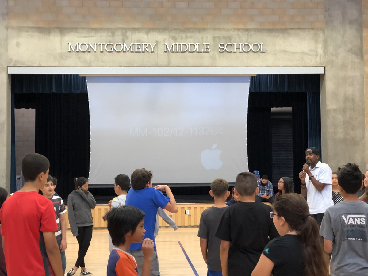 davidmiyashiro's tweet photo. Partner tag w #CampLead @MontgomeryCVUSD 6th graders building leadership skills @CajonValleyUSD https://t.co/KfMkwtReNX