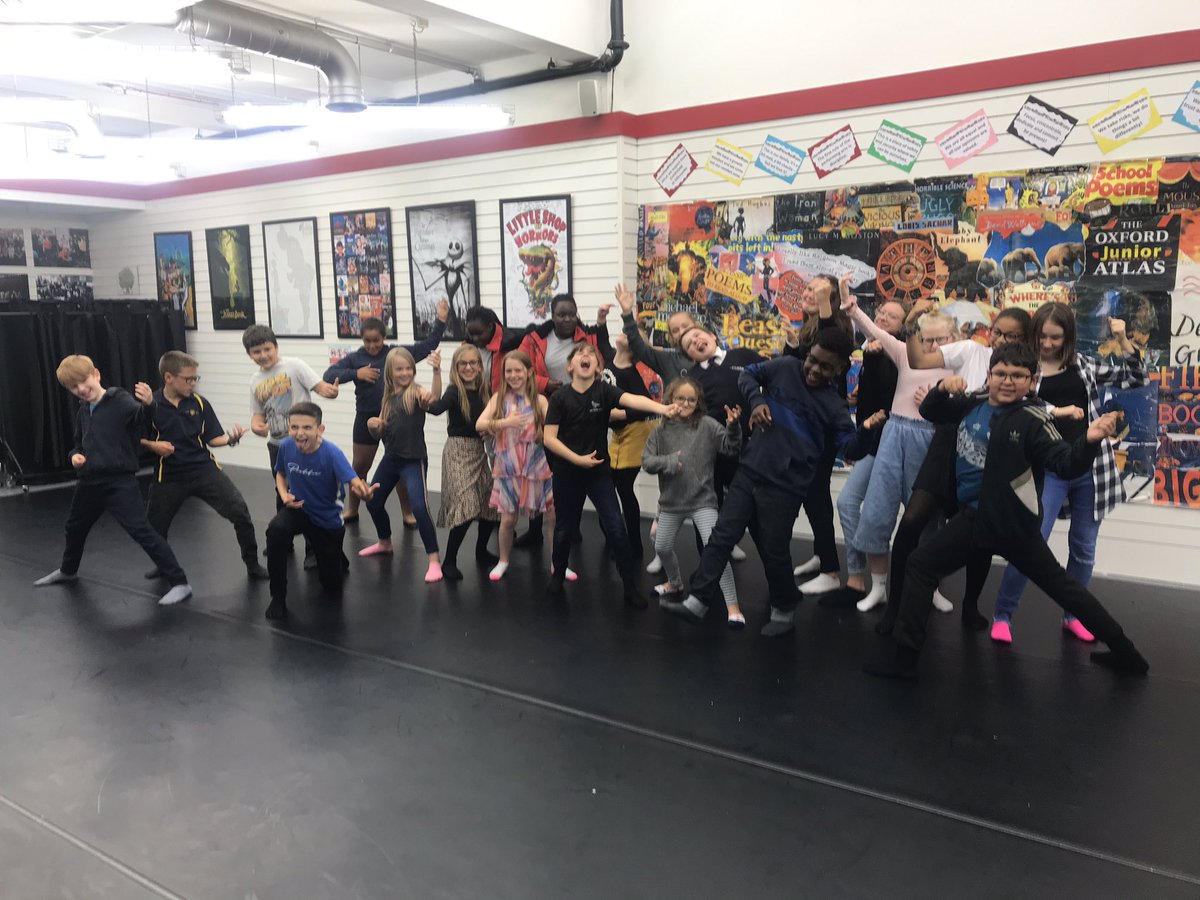 DrNickOMBE's tweet photo. Fab to see our Creative Hero Day campaign alive and seriously kicking in #Northampton with @SilhouetteYtc and @leighwol . Glad to see young people channeling air guitar heroes #StatusQuo and #Kraftwerk @MightyCreatives #MightyCreativeHero the only way is #Airguitar! https://t.co/B3YSkXZd9J