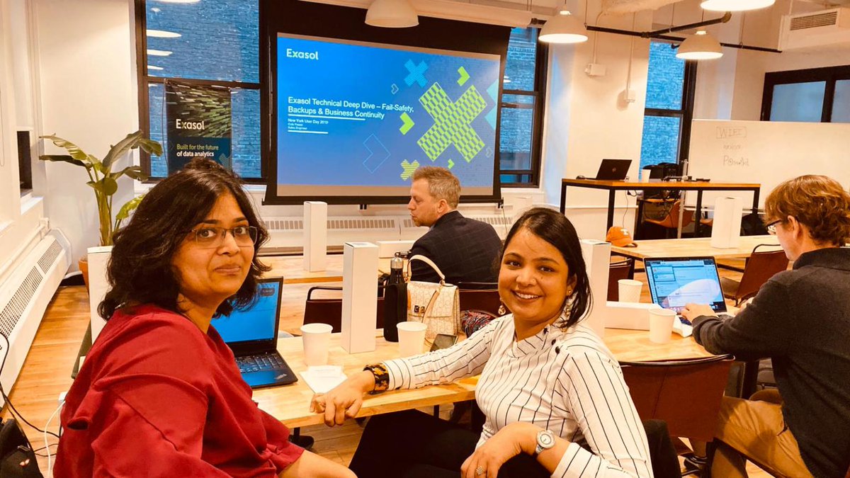 USEReadyInc's tweet photo. #NYC #WorkFun at the Exasol user meet-up
#SharingMore with real-time case-studies and hands-on technical advice
with Exasol experts to Novices https://t.co/mKwZtc6QkS