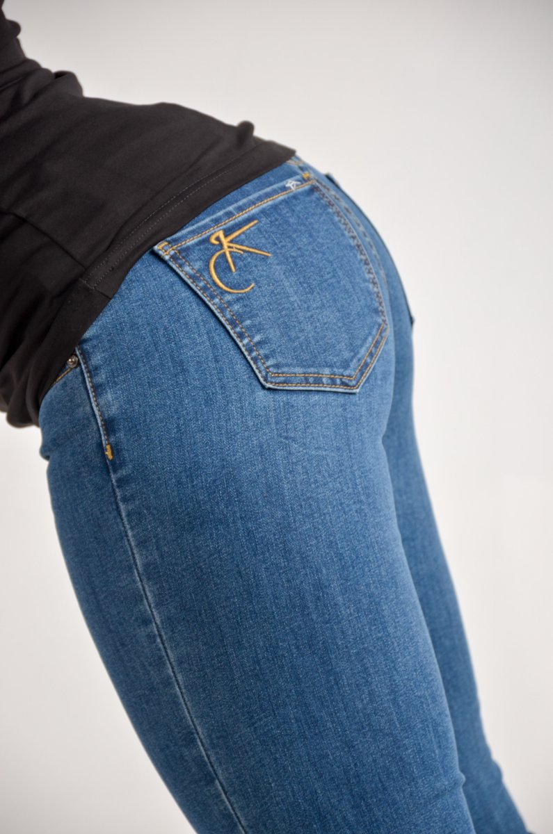 50%  OFF Clearance Sale - Hurry Before Sizes Sell Out And Avoid FOMO - eepurl.com/gF9mJn