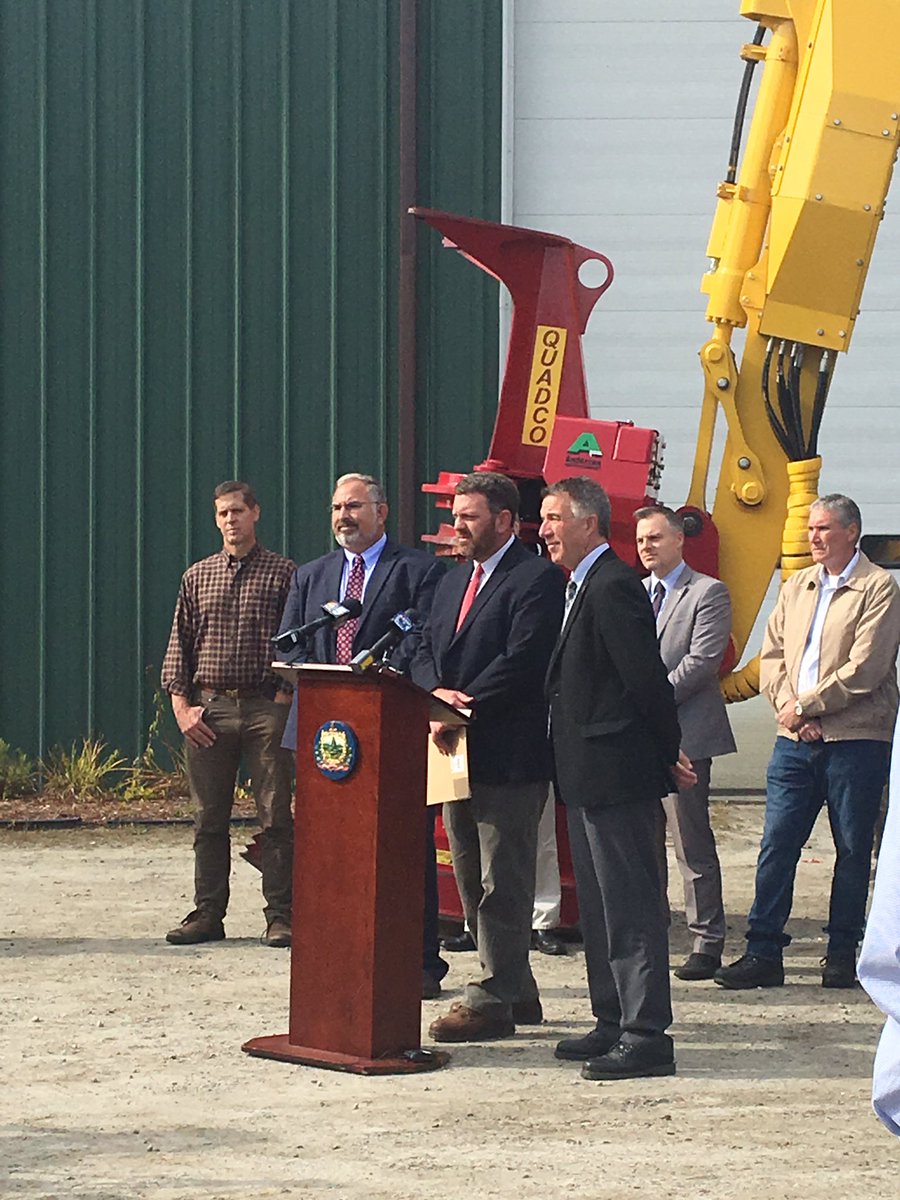 @govphilscott celebrating safety &amp; savings for VT's logging community. Historic progress in reducing injuries and workers’ comp insurance costs -- #ThisIsVT

H/T FPR Deputy Commish Lincoln &amp; partners <a href="/VTLabor/">VT Dept of Labor</a> &amp; <a href="/VermontDFR/">Vermont Department of Financial Regulation</a> &amp; VT Legislature

#ThinkVermont

bit.ly/33fezVq