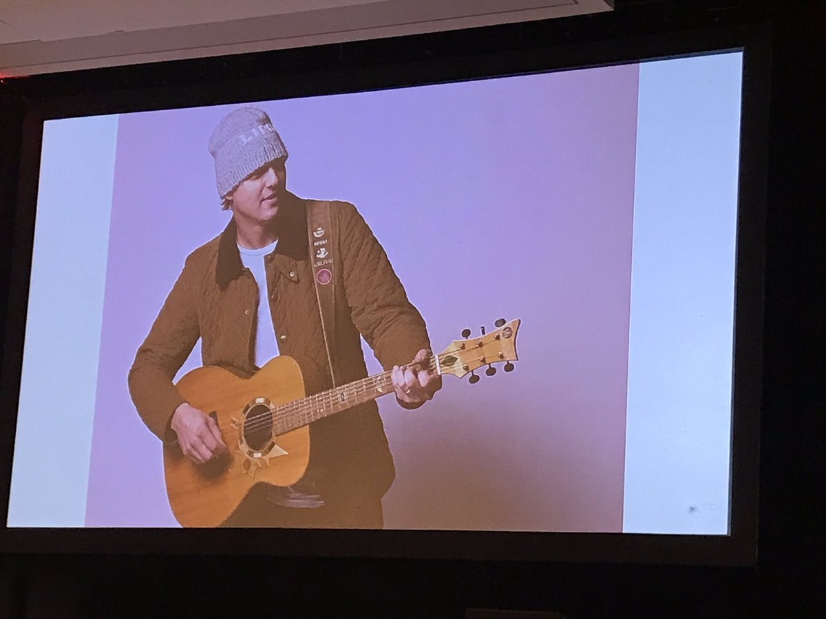 deb_global's tweet photo. Ended the #CCGA19 conference on a message that needs to be heard across Canada - by all #sixstringsnation. We r one country! ❤️canada @GlobalTCentre https://t.co/D2emZn5OYL