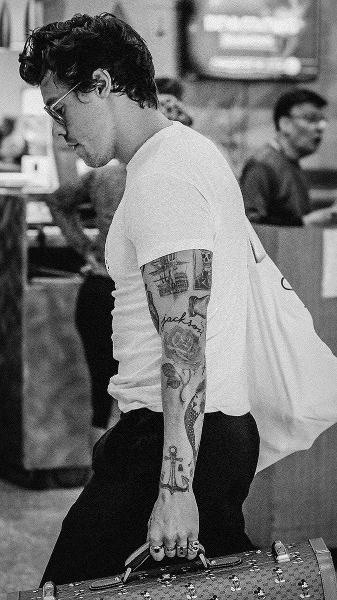 svenja (@ifuckzayn) on Twitter photo 