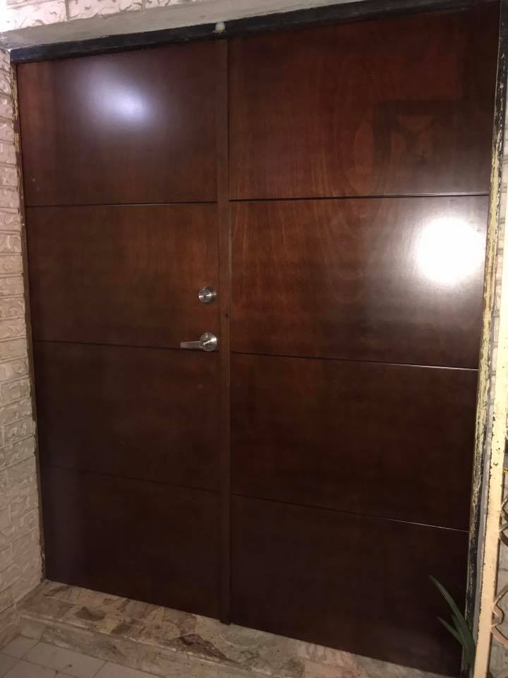 BlogShopMexico's tweet image. ¡¡TE FABRICAMOS LA PUERTA PRINCIPAL PARA TU HOGAR A TU GUSTO!! Somos fabricantes de Muebles de Madera al gusto del cliente. Tenemos más de 10 años de experiencia. ¿Cuentas con un diseño para tu Closet? Nosotros te lo elaboramos, consúltanos sin compromiso. #IKERFO