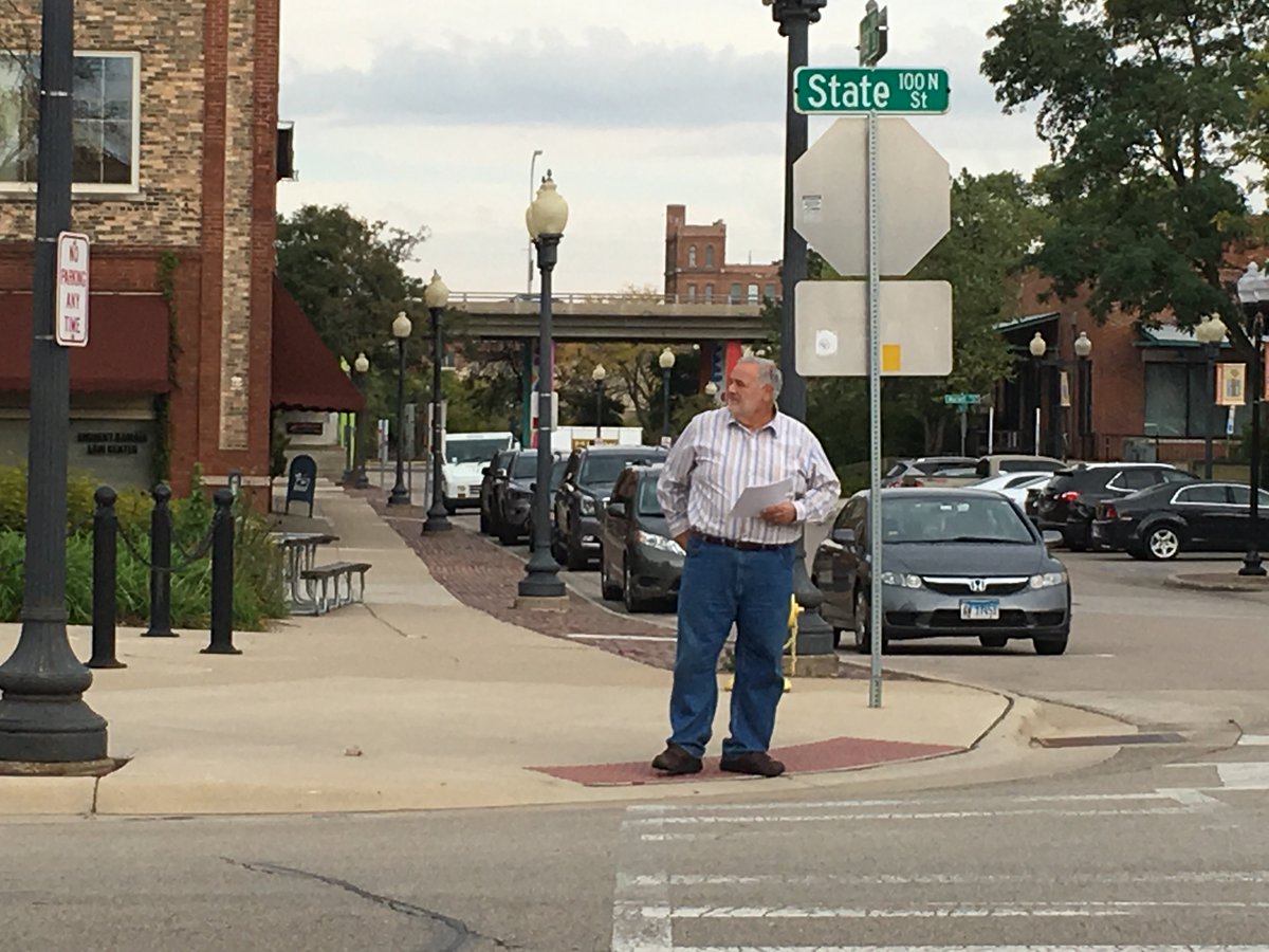 TransformRRSTAR's tweet image. Members of Rockford's union community are coming out today to call for GateHouse to invest in our workers, fight against the @Gannett merger and @PreserveNews. @news_guild  @CWAUnion #PreserveLocalNews and #CWA