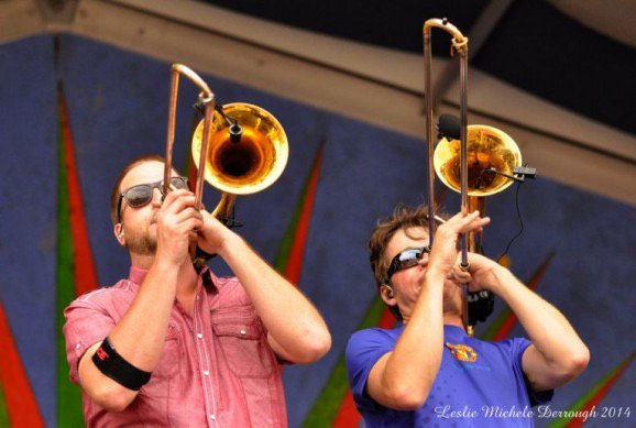 Bonerama's tweet photo. Asbury, NJ we are up in ya and ready to throw down.
Head on over to the Wonder Bar tonight for a funky good time.
https://t.co/S7r6ipCmcO
#Bonerama #HotLikeFire #BrassFunkRockers #BrassBand #DigTheBone #GotBone #BoneramaPlaysZeppelin #Trombone https://t.co/1dQnDKiJMy