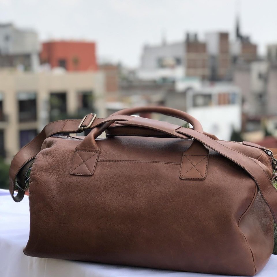 TDubs_ab's tweet photo. Did you know that in the early 1900s handbag was a term used to refer to men's hand baggage? Today is a national Handbag Day! 💼 
#nationalhandbagday #tdubsab #Mensfashion #menstyle https://t.co/BzvmVBAHWb