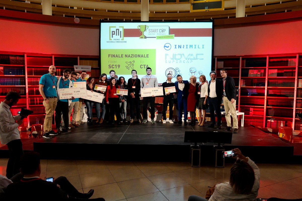 Eccoli i vincitori di #StartCupER pronti per la partenza verso #Catania💡 #lac2lab #NovacSupercap #insimili #EYECAN rappresenteranno la <a href="/RegioneER/">Regione Emilia-Romagna</a> al <a href="/PNICube/">PNICube</a> 2019! In bocca al lupo!!