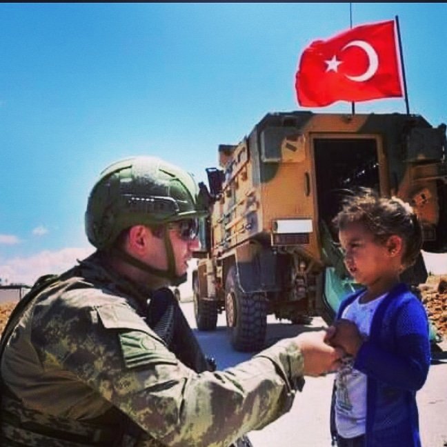 Mazlumların son kalesidir Türkiye. 

Allah askerlerimize güç kuvvet versin, sağ salim vatanlarına dönmeyi nasip etsin.

#BarışPınarıHerakatı