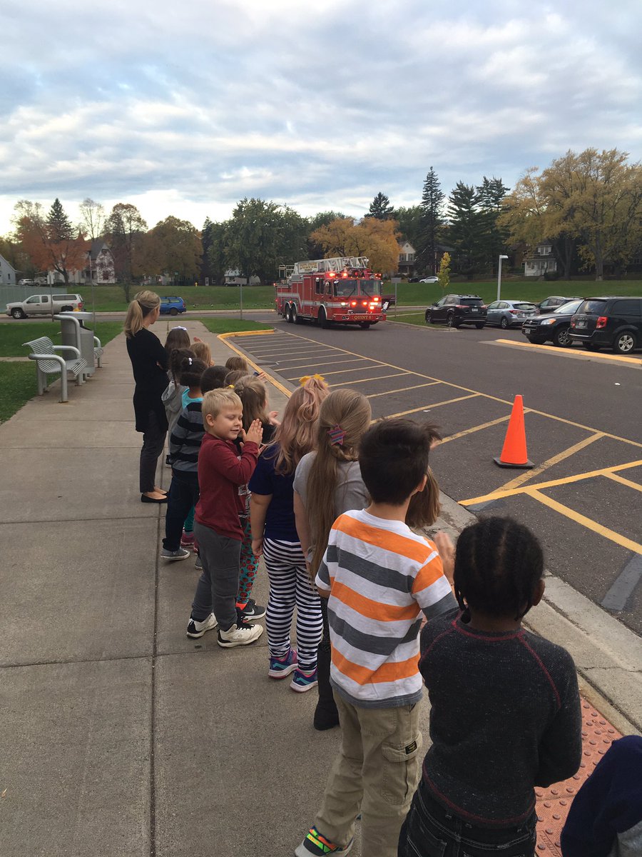MrsWeidt's tweet photo. Much excitement in our kindergarten room this morning- A classmates won a ride to school on a fire truck! What a great way to celebrate fire safety month! @ISD709News @JamesWErickson @cityofduluth https://t.co/RcnwK8MUQp