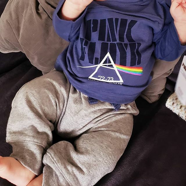 TheYarina's tweet photo. The fun in playing dress-up with a real doll. #babypictures #momlife #2monthsold #babyclothes #babyupdate #babygirl #genderneutralnursery #genderneutral #genderneutralclothing #PinkFloyd #pinkfloydtshirt #bandtees #bandtshirts #ootd #babyootd #fallfashio… https://t.co/VTVc0gEpEu https://t.co/zufVWWp27G
