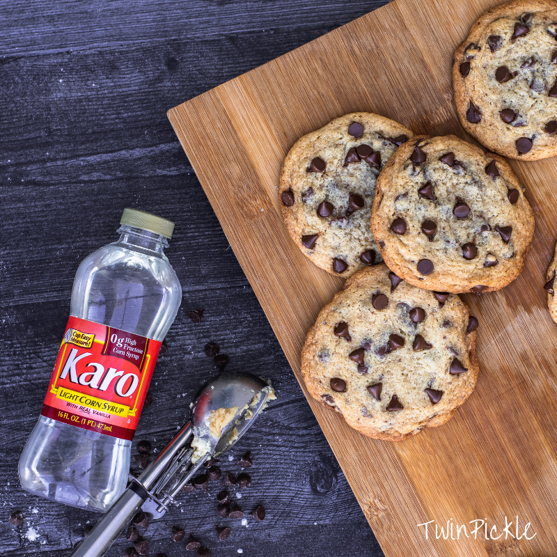 Pickle_Mom's tweet photo. The perfect bakery-style chocolate chip cookie recipe with the chewy magic of Karo® Corn Syrup! AD > https://t.co/Ga7GSLfTb0 #BakeBetterCookies #CollectiveBias #ChewyCookies #recipe https://t.co/Fh395spl2a