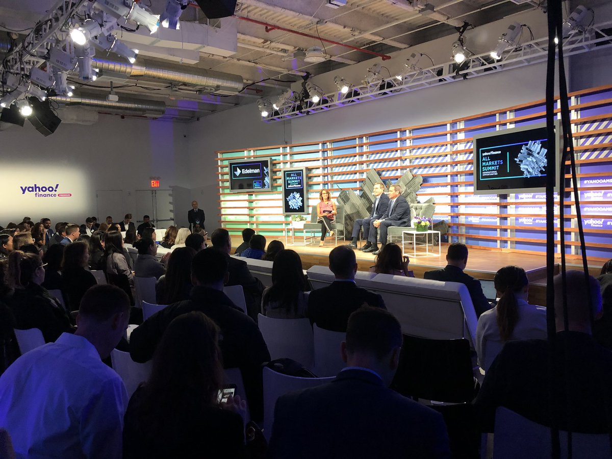 AlisonSmithNYCT's tweet image. CEO Dan Houston talking about trust in financial services @principal  #YahooAMS