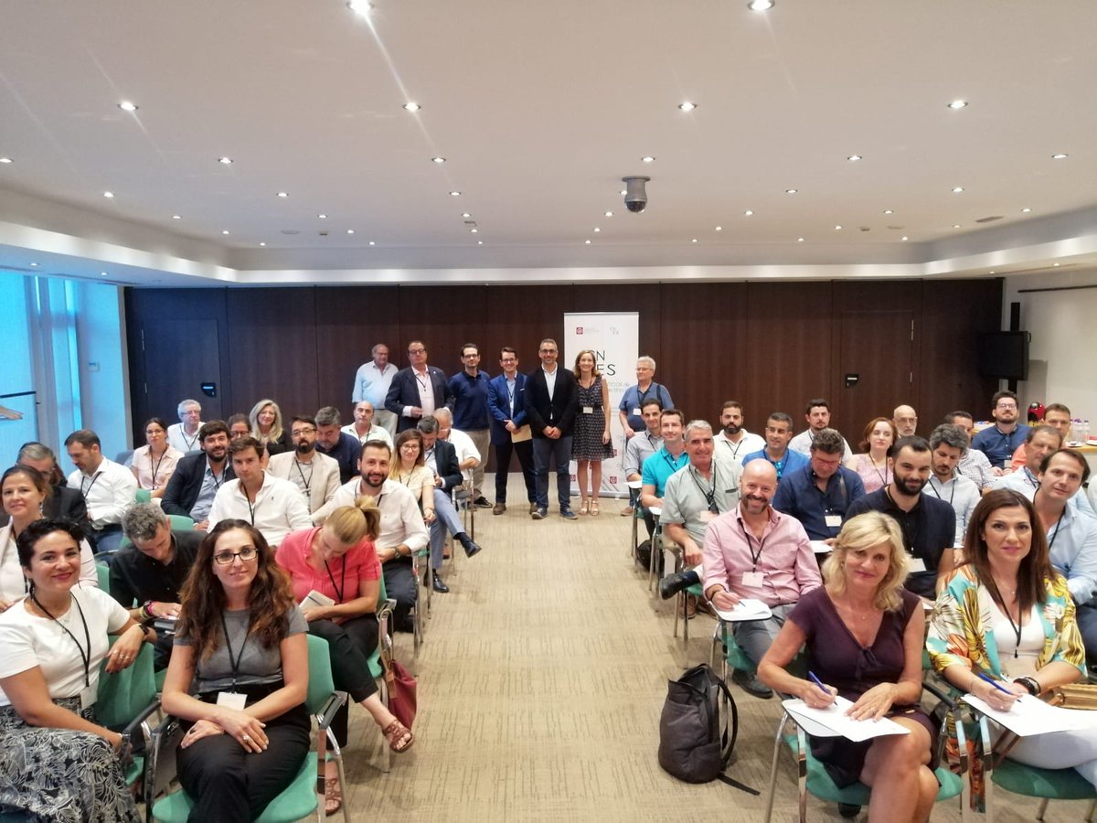 COATSevilla's tweet image. #SpeedNetworking de nuestro #CentrodeNegocio de la #Edificación sobre #digitalización de #empresas.

@CGATEsp #ConectaT #COAATSEVILLA