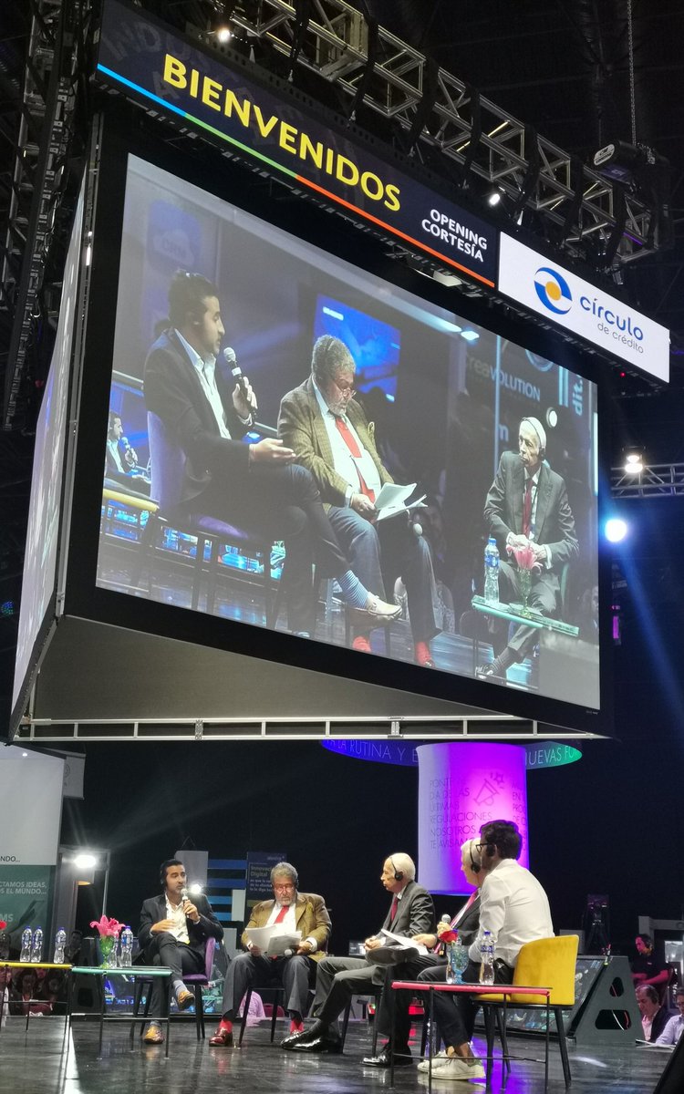 ASOFOM_OFICIAL's tweet photo. Panel: Retos para la Inclusión Financiera en México en #Crevolution2019 https://t.co/DEQCOasb3u