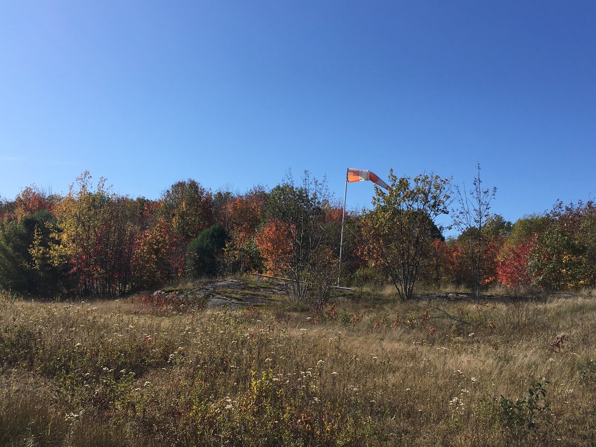 AreaParry's tweet image. #cnk4 runway 17