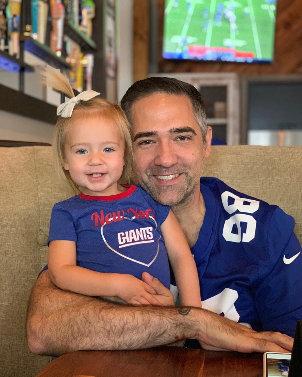 The cutest Giants' fan around. We'll see you today at 5:20 p.m. as the Giants take on the Patriots!

#diningoutsd #sandiegodrinks #happyhour #footballsunday