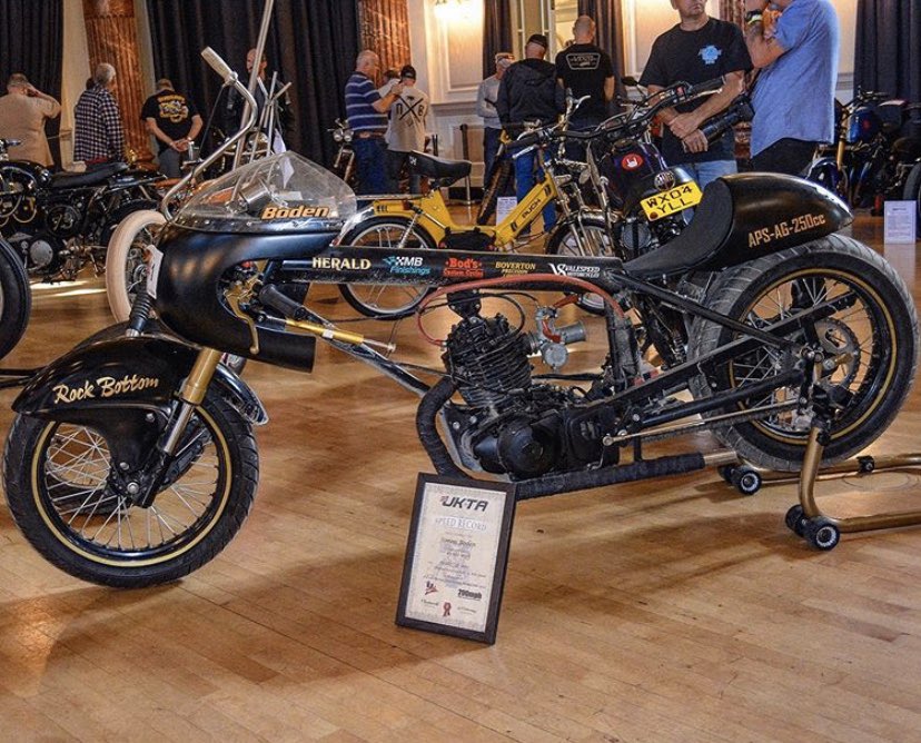 BodsCustom's tweet image. Rock Bottom our land speed racing bike at Kickbacks Super Saturday  #rockbottomracing #kickback #heraldmotorcycles