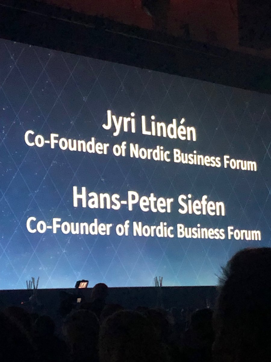 JohannaKukka's tweet image. Suomen Mestarit🌟

Näiden kaverien touchissa on taikaa. Mahdoton todellakin on vain mielentila. Tulevaisuus täyttyi jälleen mahdollisuuksista, kiitos ⁦@JyriLinden⁩ ⁦@HansPeterSiefen⁩ #hattupäästä 🎩 #NBForum2019