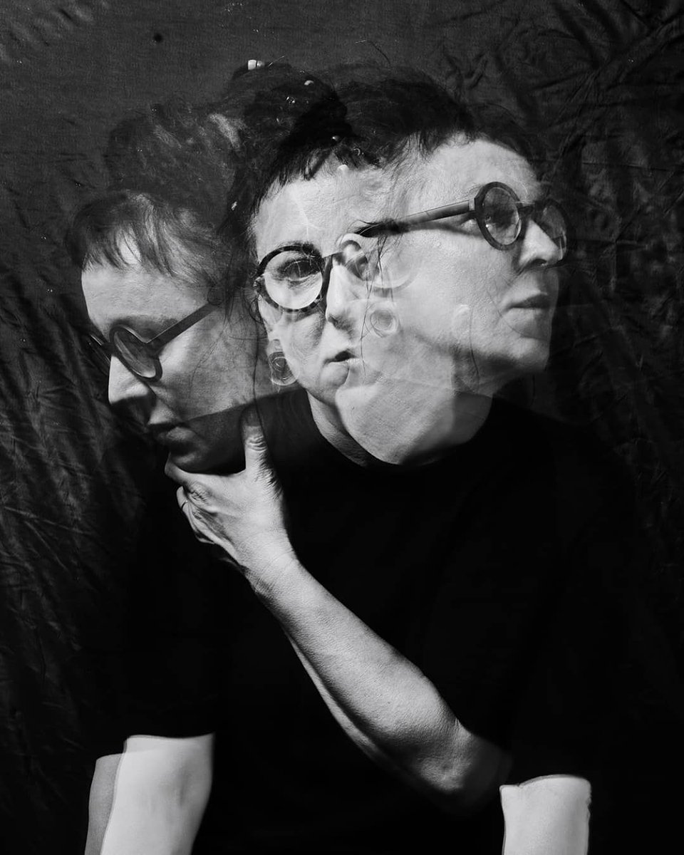 Olga Tokarczuk receive Noble Prize ! Great day for Polish literature. I'm very happy that I was able to photograph her for The New Yorker Magazine. #fujifilm #gfx50r #tomaszlazar #OlgaTokarczuk
#NobelPrize2019

The whole article you can read here:

newyorker.com/magazine/2019/…