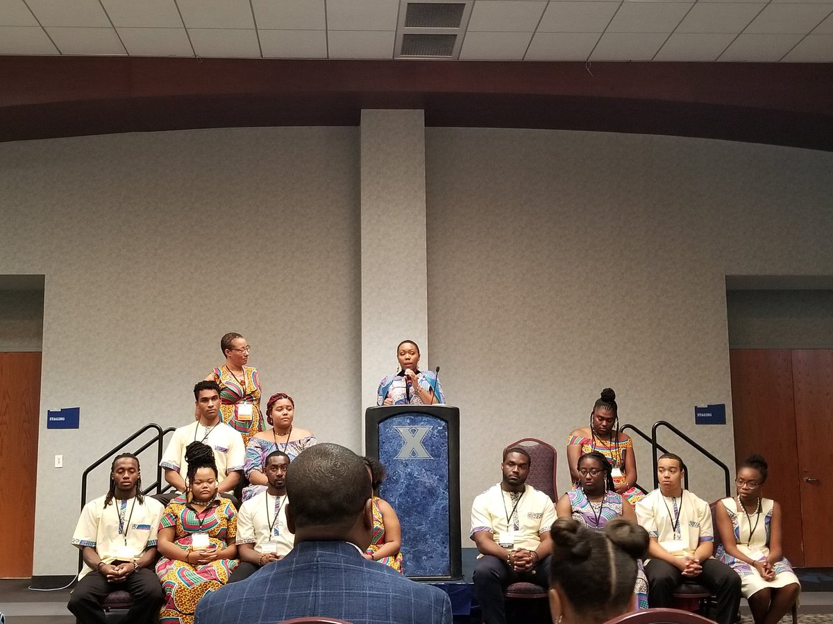 somustakeem's tweet photo. Seeing &amp; hearing from astute young minds and royalty beaming from the Diasporic Soul cohort of @XavierU students reflecting on their #Senegal travels, the inspiration of diasporic learning, healing &amp; finding true place and belonging. Heart and #soul matters! #USS2019XUC #Diaspora https://t.co/VekPcf0X0D