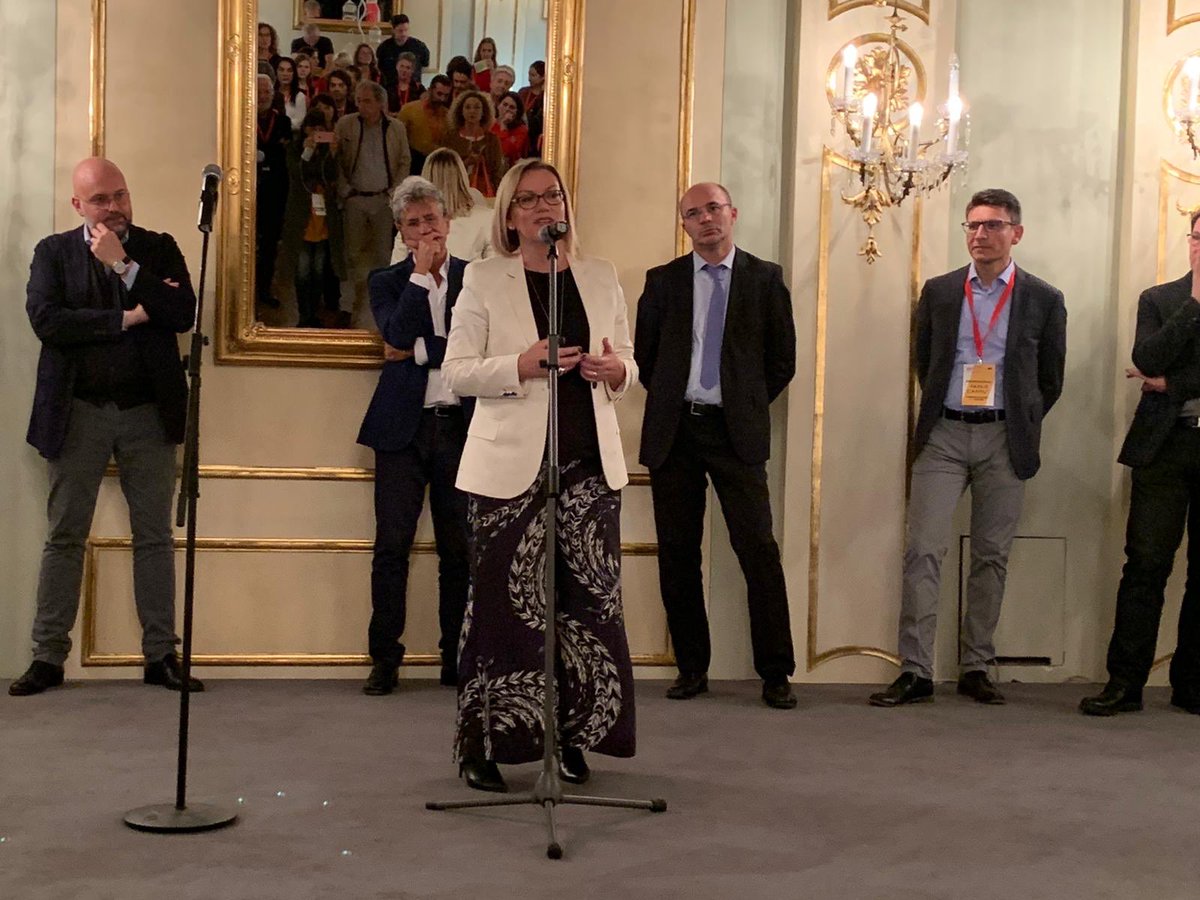 NIDplatform's tweet photo. Un grazie e un applauso a tutto lo #staff che ha lavorato per questa #nidplatform a #ReggioEmilia - Ilenia Malavasi di #AterCircuito https://t.co/1w7sbeNpwh