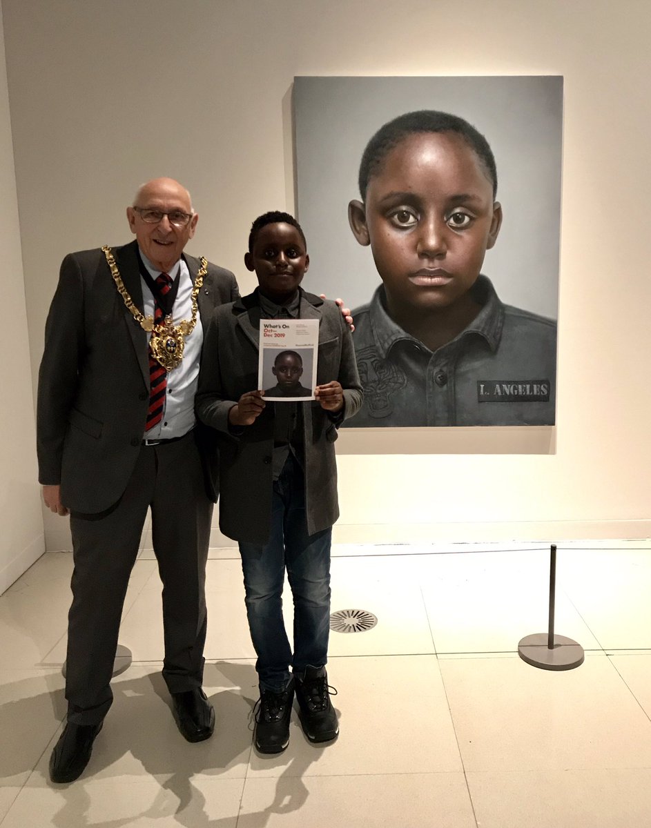 Sheffield Museums (@sheffmuseums) on Twitter photo Really exciting to see this chap at tonight’s launch of The #TimeisNow exhibition! The portrait of Nathaniel is by Sheffield-based artist <a href="/huntforart/">andrew hunt</a> from his series ‘Portraits from the Market (2018), which features shoppers from the @TheMoorMarket in Sheffield. Really exciting to see this chap at tonight’s launch of The #TimeisNow exhibition! The portrait of Nathaniel is by Sheffield-based artist <a href="/huntforart/">andrew hunt</a> from his series ‘Portraits from the Market (2018), which features shoppers from the @TheMoorMarket in Sheffield.