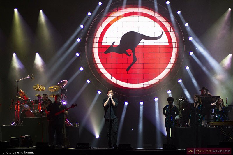 EyesOnWindsor's tweet image. Review: The Australian Pink Floyd dazzled a packed Colosseum with sound, lights, &amp;amp; The Wall&apos;s &quot;Schoolmaster&quot; during the second show in @CaesarsWindsor &apos;s 2019 #ConcertForACure series #YQG #CaesarsWindsor #AustralianPinkFloyd @aussiefloyd eyesonwindsor.com/entertainment-…