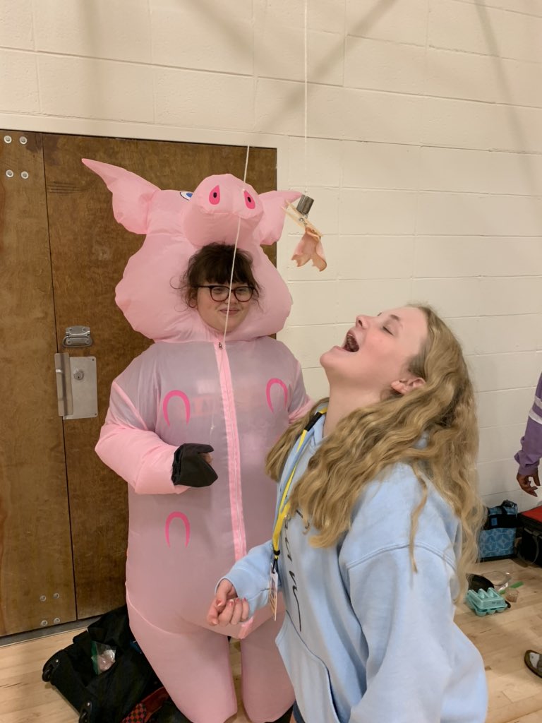 KickapooSpanish's tweet image. Spanish students are celebrating Hispanic Heritage Month through the exploration of cultural practices and products.  @KickapooChiefs @DrPowersKHS @officialSPS