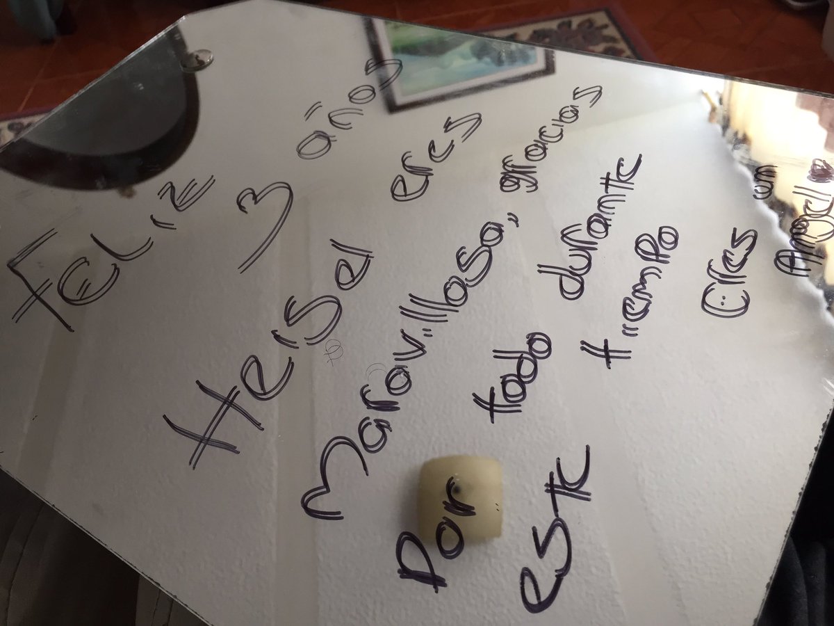 FedeC2411's tweet image. No podemos pasar este día Tan especial @MCHeisel 3 años transmitiendo tu energía Tan bella, ese cariño que tienes por lo qué haces, te admiro por la grandiosa persona que eres, gracias por todo enserio por todo, eres única 💙💫
@los40colombia #HeiselTime #LOS40FEP