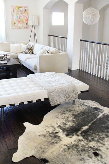 TheMuscatoTeam's tweet image. #InteriorDesignMatters: Wanna soften up the look of your hardwood floors, grab an area rug... don&apos;t be afraid of bold patterns /material. Here are some eye-catching examples...