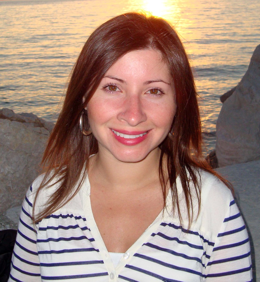 IFRArchaeology's tweet photo. Meet our board member Dr. Jessica Cerezo-Román, #bioarchaeologist & #forensicanthropologist @OUAnthropology. She specializes in ancient cremated remains & is currently working at sites in Campeche, Mexico & Zita, Tunisia. @OUArtsSciences #humanremains #bones https://t.co/t7QVF2zLzV