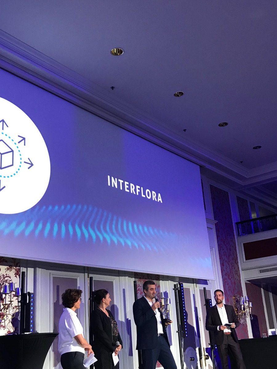 Bravo <a href="/interflora/">Interflora ❤️</a> pour le trophée or 🏆   dans  la catégorie innovation Logistique pour la livraison de fleurs 💐 sans adresse !!! 😉 c’est top ! 

#TEC19
<a href="/Ecommercemag_fr/">Ecommercemag.fr</a>