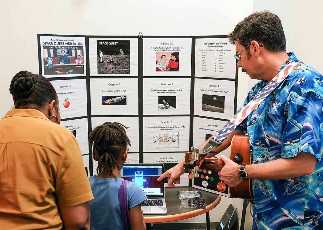 IDA_org's tweet photo. At #ScienceUnrestricted, @ACPSk12 students are inspired to learn about #STEM and experiment with hands-on exhibits. Check out images from last year and learn about IDA’s educational outreach programs: https://t.co/v9KF4rG0KA
#ThrowbackThursday #STEMeducation #WorldSpaceWeek https://t.co/L9TMqdjSKU
